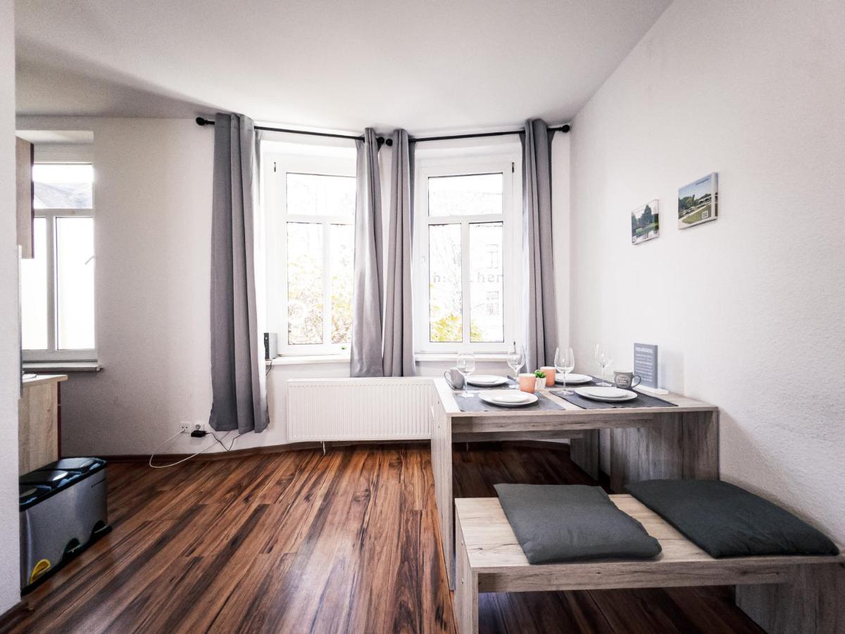 Top Apartment Mit 2 Schlafzimmern & Esszimmer - Schnelles Internet Und Nah Zu Porsche, Dhl & Flughafen ライプツィヒ エクステリア 写真